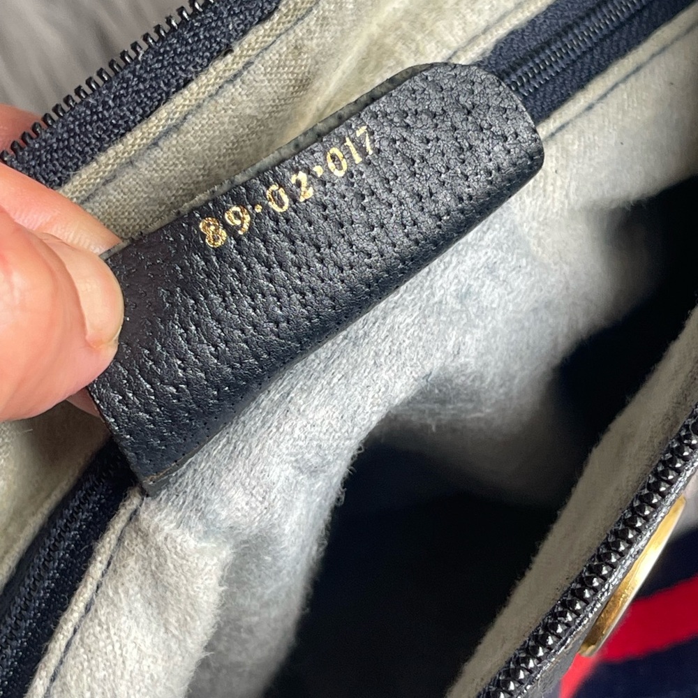 Authentic vintage Gucci web sherry line crossbody bag 89.02.017 (NW413) - Picture 14 of 16